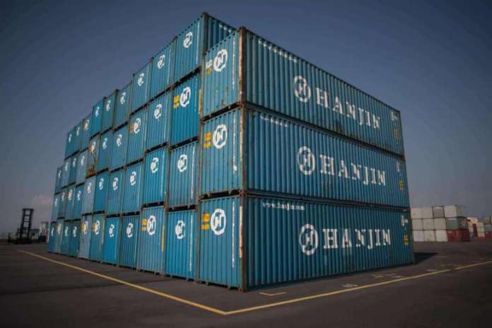 Container cảng cát lái